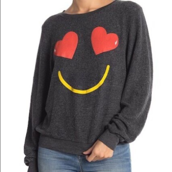 NWOT Wildfox Heart Eyes Smiling Hearts Pullover M - Picture 1 of 9
